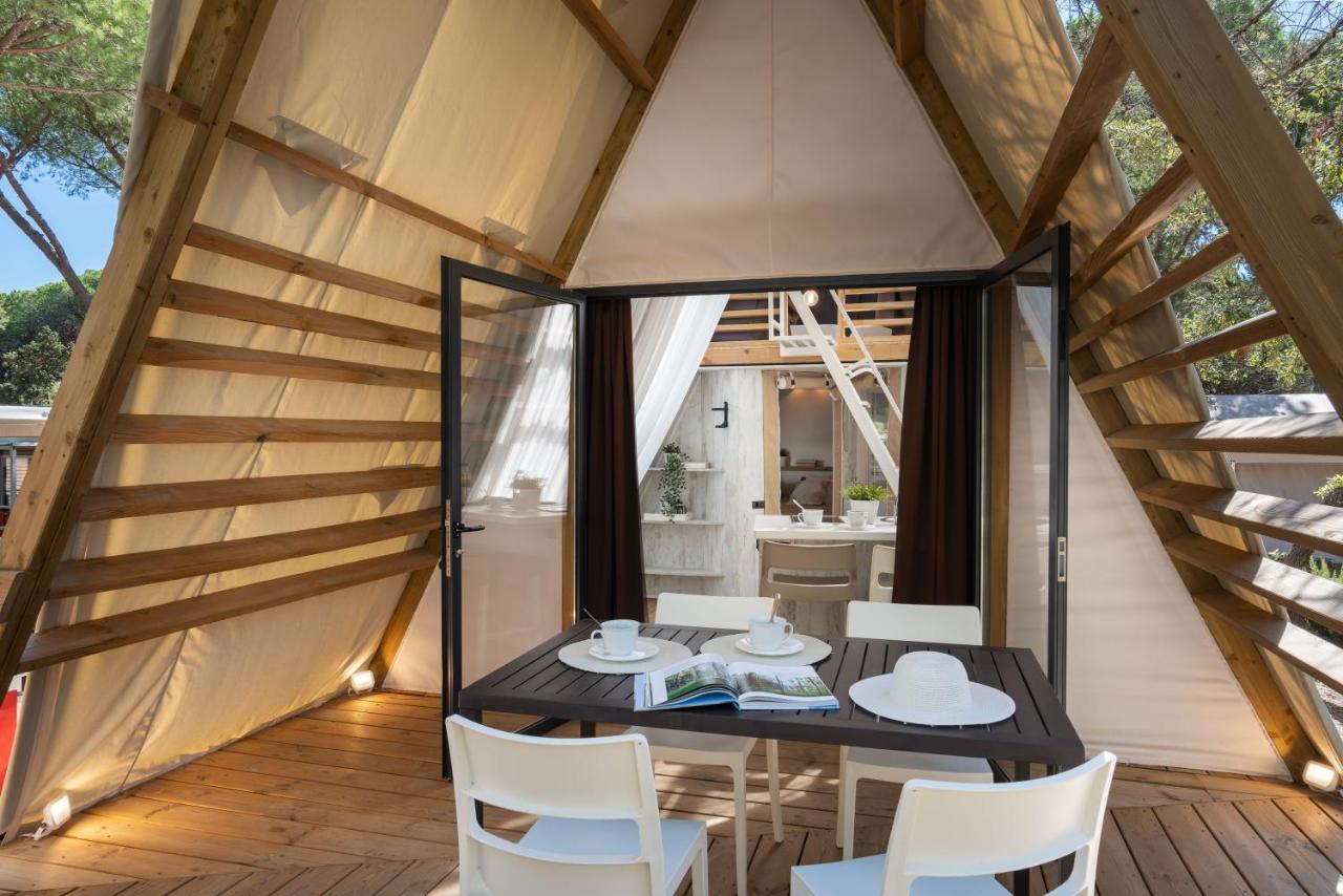 Camping Il Capannino Glamping Village Marina Di Bibbona Exterior foto