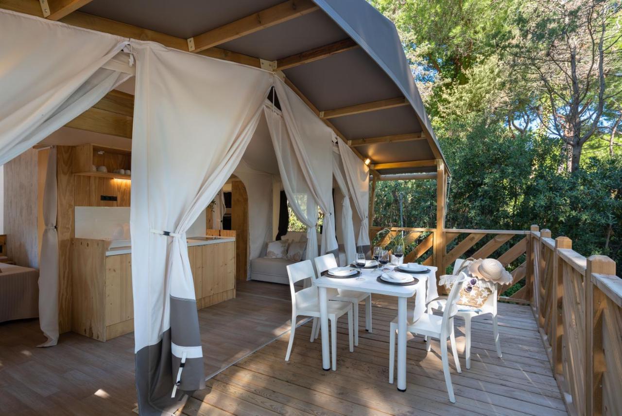 Camping Il Capannino Glamping Village Marina Di Bibbona Exterior foto