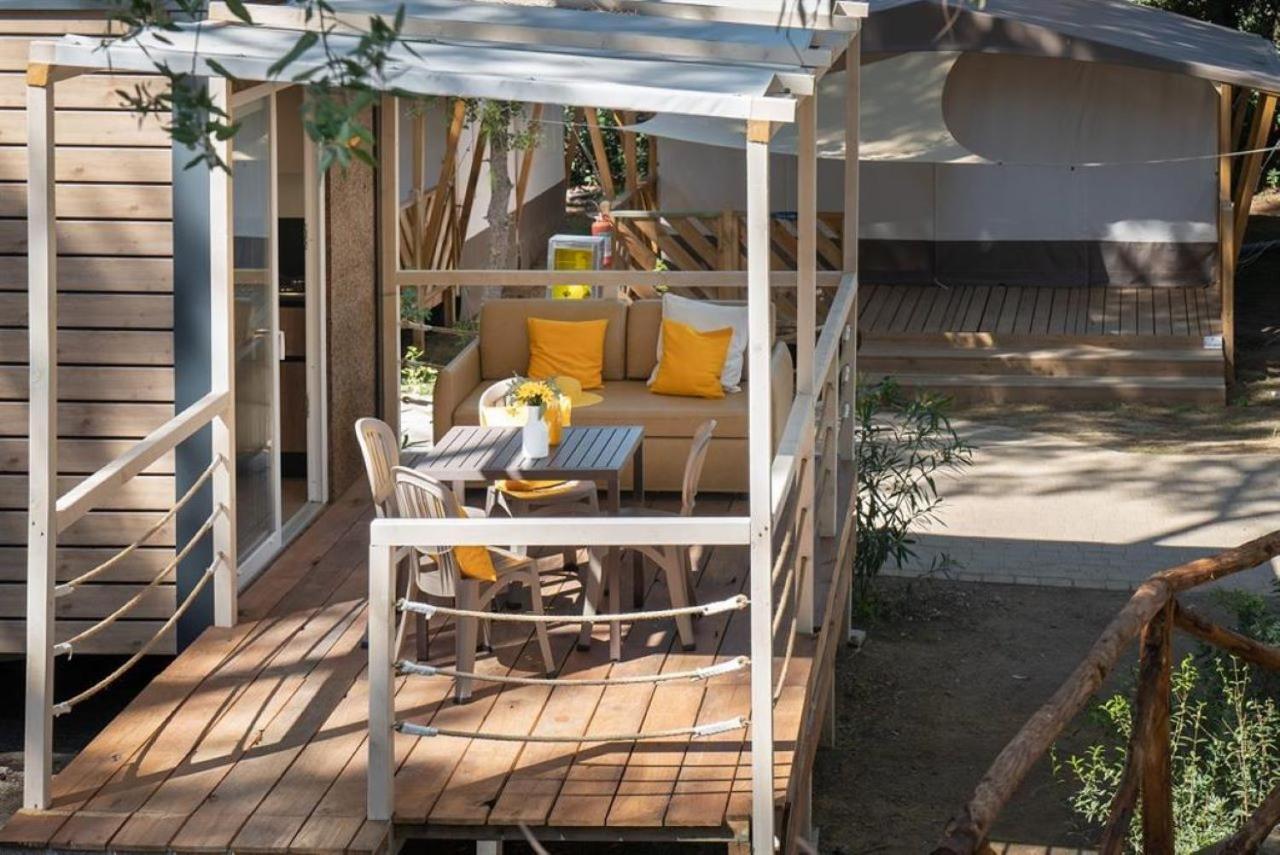 Camping Il Capannino Glamping Village Marina Di Bibbona Exterior foto
